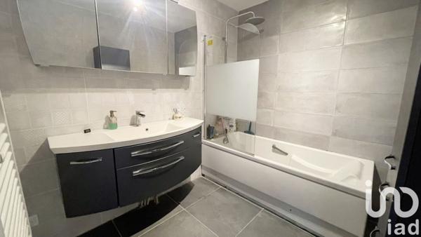 Maison traditionnelle 5 pièces de 130 m² à Port-de-Bouc (13110)