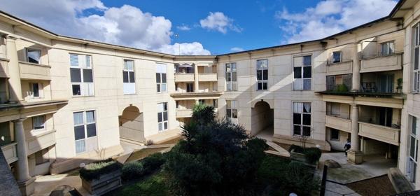 Appartement T1 avec terrasse