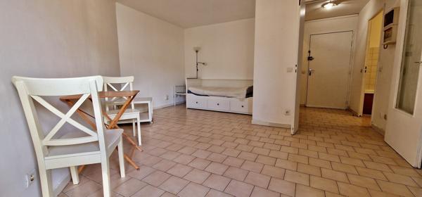 Appartement T1 avec terrasse