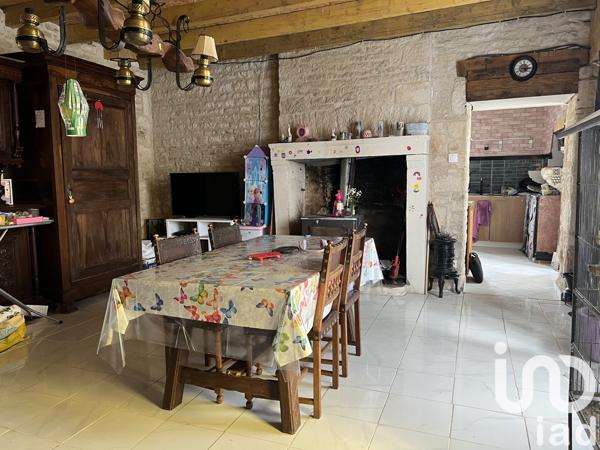 Maison à vendre 4 pièces 130 m² Chef-Boutonne
