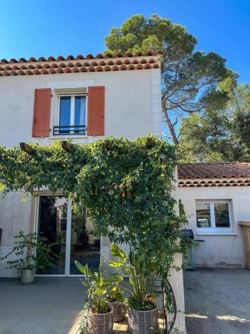 Villa T4 avec jardin dans résidence recherchée