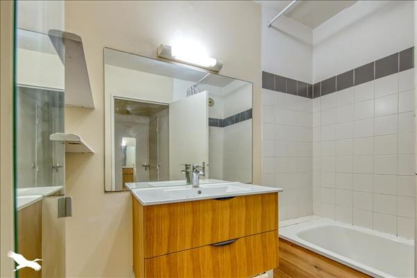 Appartement à vendre |  Bordeaux |  3 pièces | 69 m²