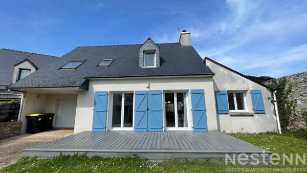 Centre-ville de Saint-Pierre Quiberon - Maison avec 4 chambres, jardin, garage et stationnements - Rare sur le marché !