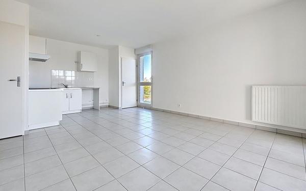 Appartement à vendre    3 pièces • 62,40 m2 Tours