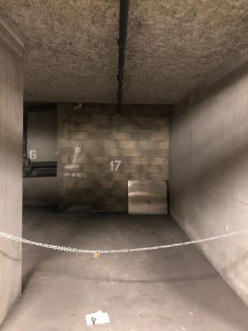 Place de parking Antigone rive du lez