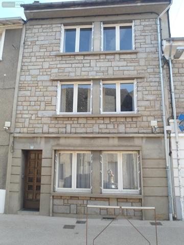 Maison de ville à vendre à Argentat-sur-Dordogne en Corrèze (19400), ref : Argentat