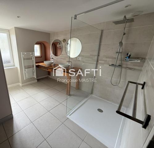 Maison familiale avec 3 chambres et studio indépendant