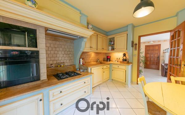 Maison à vendre    5 pièces • 155 m2 Saint-Estève