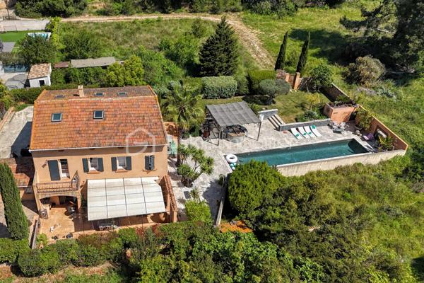 Maison de 202 m²