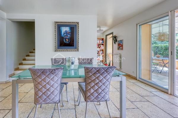 Maison de 202 m²