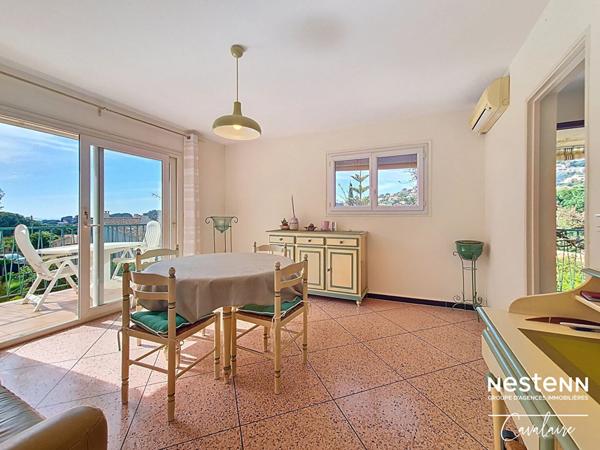 Maison climatisée avec grand potentiel à Cavalaire, à 20 minutes à pied des plages !