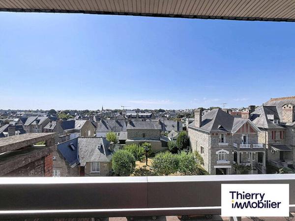 Appartement 2 pièces                                        - 35800 Dinard - Centre-ville Réf : 131088