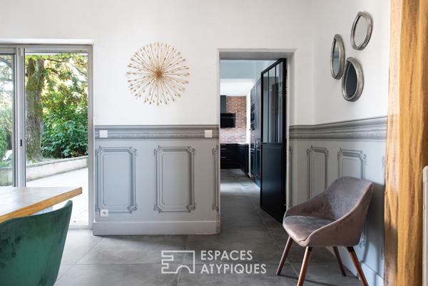 Demeure bourgeoise avec piscine et dépendance en bord de rivière