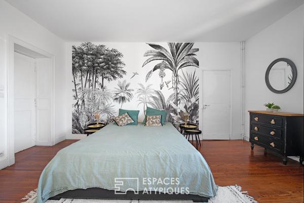 Demeure bourgeoise avec piscine et dépendance en bord de rivière