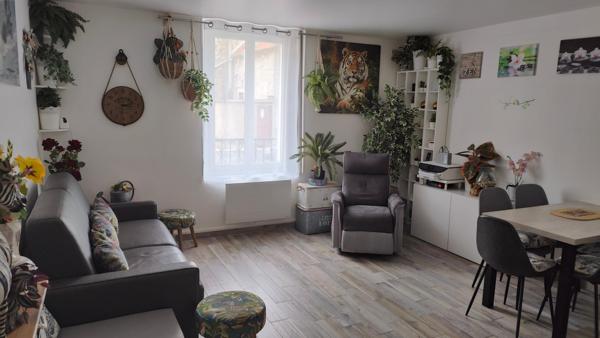 Dans un village limitrophe de Meaux