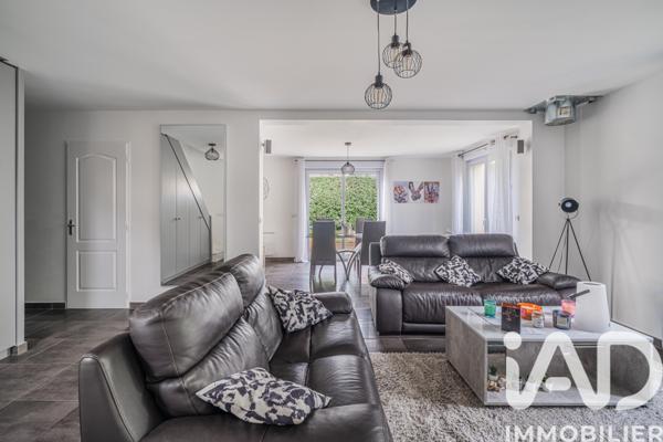 Maison à vendre 5 pièces 131 m² Claix