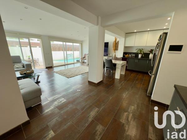 Maison à vendre 9 pièces 240 m² Frontignan