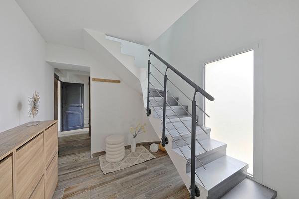 MAISON INDIVIDUELLE SANS VIS-A-VIS à Lieusaint !!