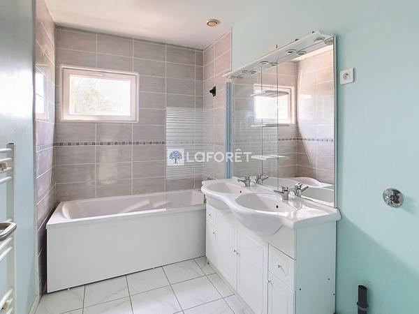 Location maison près de CHAUNY - 3 pièce(s) - 59 m² - 592 €/mois