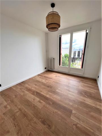 Paris (75010) Paris 10 éme , 3 pièces