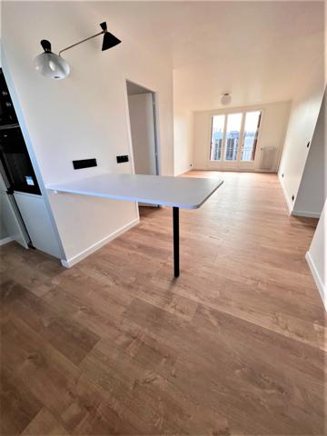 Paris (75010) Paris 10 éme , 3 pièces