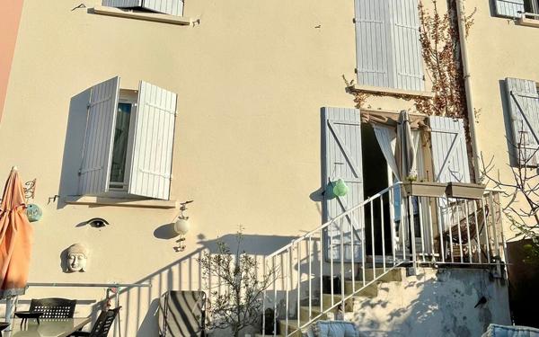 Maison à vendre    5 pièces • 87,91 m2 Saint-Paul-Trois-Châteaux