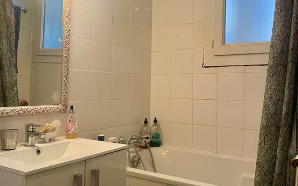 Maison à vendre    5 pièces • 87,91 m2 Saint-Paul-Trois-Châteaux