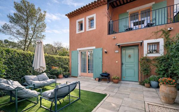 Maison à vendre    2 pièces • 52,38 m2 Mouans-Sartoux