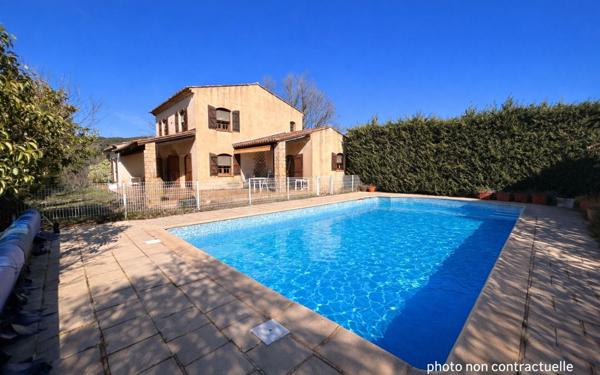 Maison à vendre    5 pièces •  Salernes