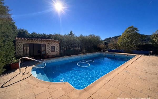 Maison à vendre    5 pièces •  Salernes