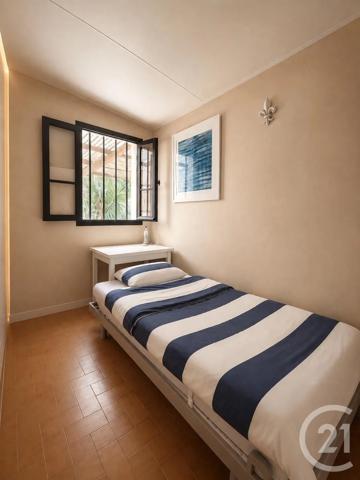 Terrain à vendre  1221 m 2   TOURRETTES SUR LOUP  - 06