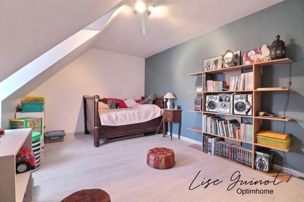 MAISON FAMILIALE 5 CHAMBRES MAULE BAS