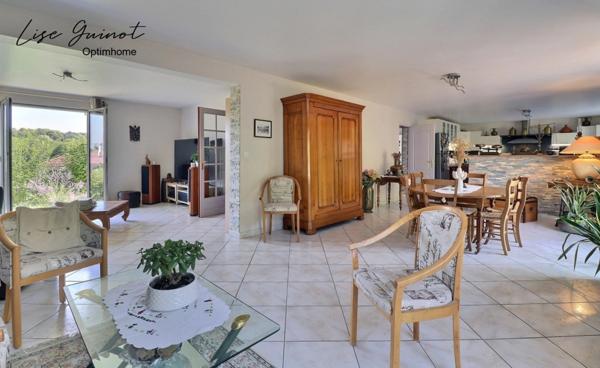 MAISON FAMILIALE 5 CHAMBRES MAULE BAS