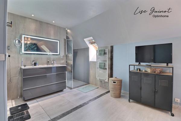 MAISON FAMILIALE 5 CHAMBRES MAULE BAS