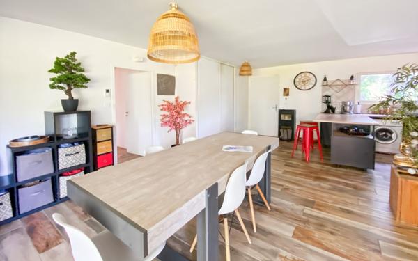 Maison à vendre    5 pièces •  Barry-d'Islemade