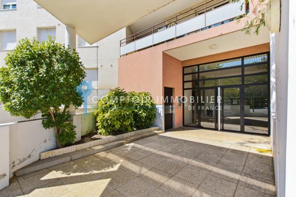 Appartement 5 pièce(s) 4 chambre(s) 108 m²