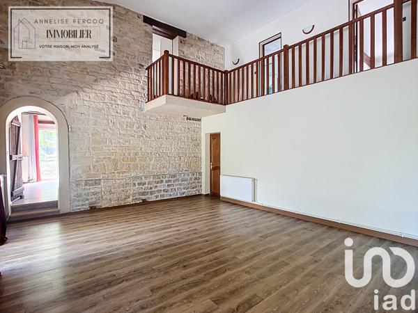 Location maison 8 pièces 250 m² Marzy
