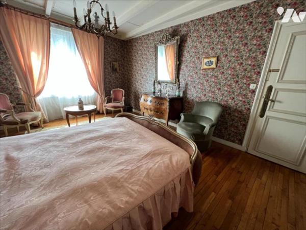 Immeuble à usage commerciale et d'habitation