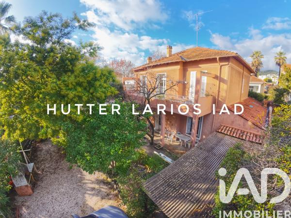 Maison à vendre 8 pièces 220 m² Hyères