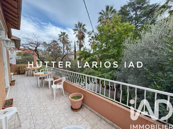 Maison à vendre 8 pièces 220 m² Hyères