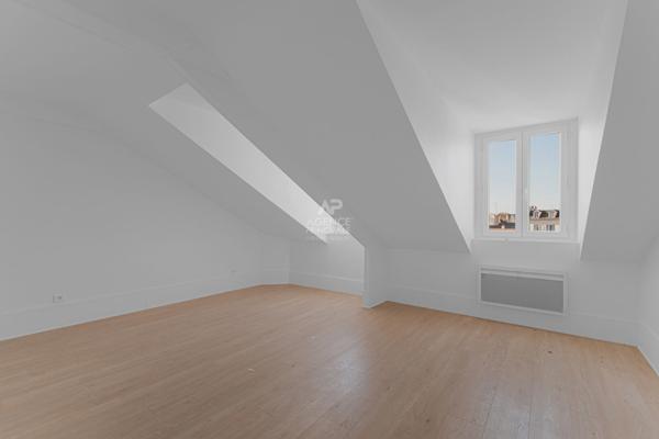 Appartement Saint Germain En Laye 2 pièce(s) 42.88 m2 €365 000 ** - Référence 17282