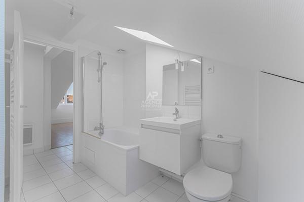 Appartement Saint Germain En Laye 2 pièce(s) 42.88 m2 €365 000 ** - Référence 17282