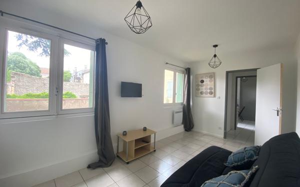 Appartement à louer    1 pièce •  Castres