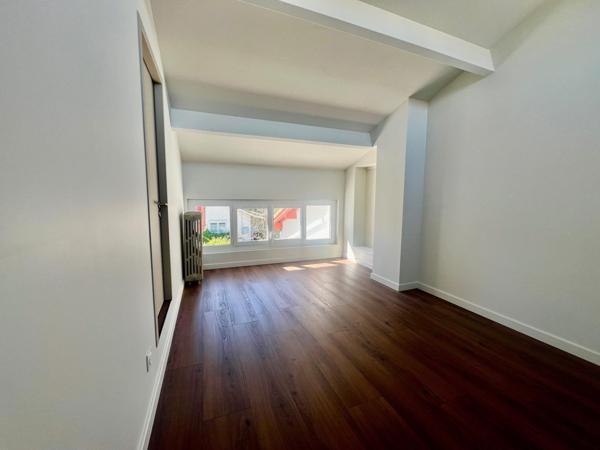 Carcans - Maison de ville avec grand terrain arboré proche des commodités et des plages