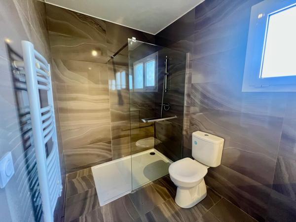 Carcans - Maison de ville avec grand terrain arboré proche des commodités et des plages