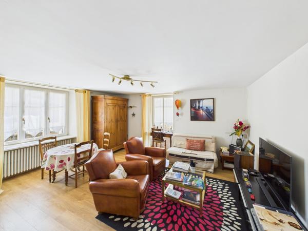 Ancienne laiterie du XVIII? siècle au cœur de Beaujeu