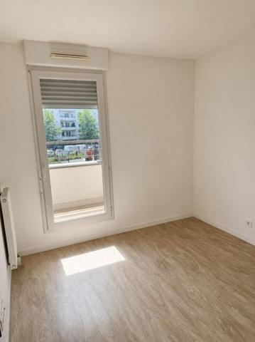 Appartement à vendre 110 000 € Fleury-Mérogis 2 p 39 m² DPE D