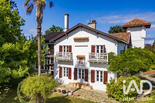 Maison à vendre 13 pièces 378 m² Arcangues