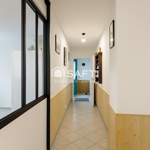 Une maison aux volumes généreux et au potentiel rare, idéale pour allier vie de famille et projets sur mesure.