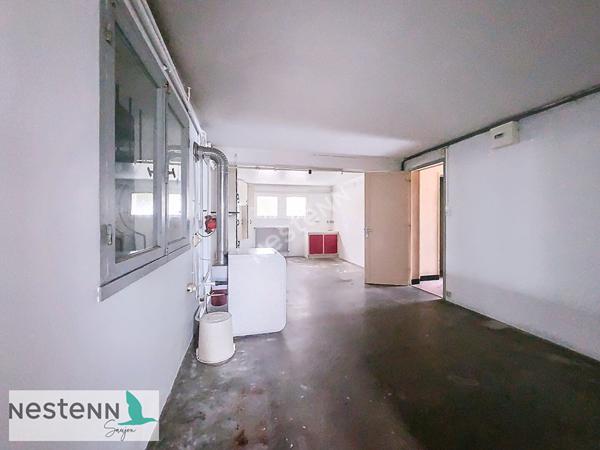 A Saint Fort Sur Gironde,maison à vendre avec 1 étage, 4 chambres, 2 garages, terrain env 1200 m²